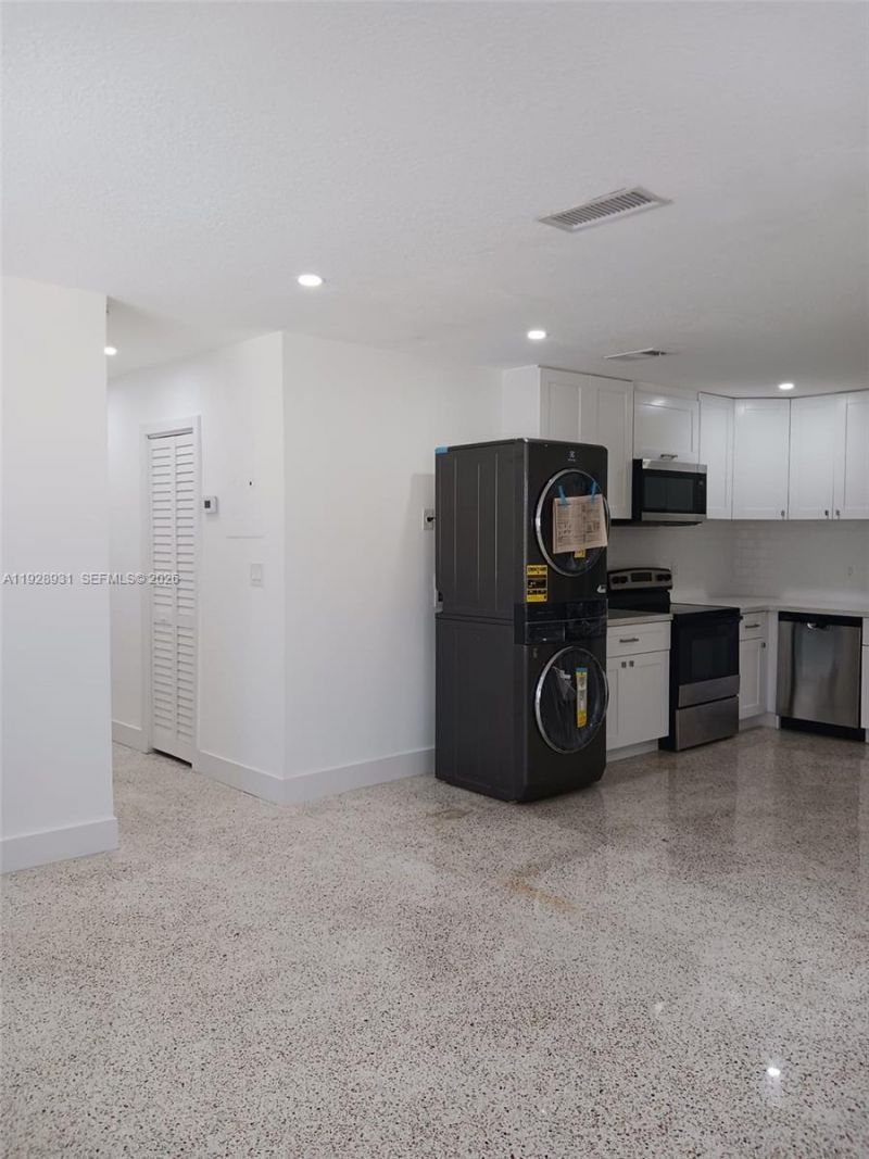 9228 SW 37th St, Unit 9228, Miami, FL 33165 Photo