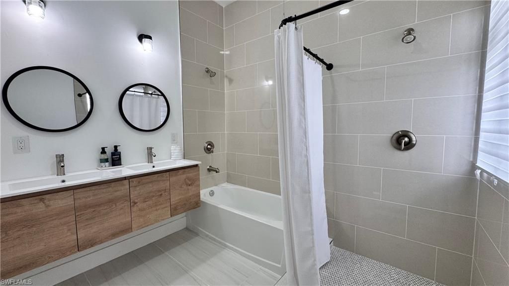 1709 NE 41st St, Cape Coral, FL 33909 Photo