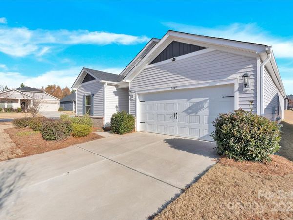 3005 Striped Maple Court, Charlotte, NC 28215