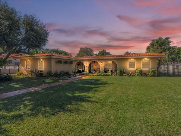 50 SW 130th Ave, Miami, FL 33184