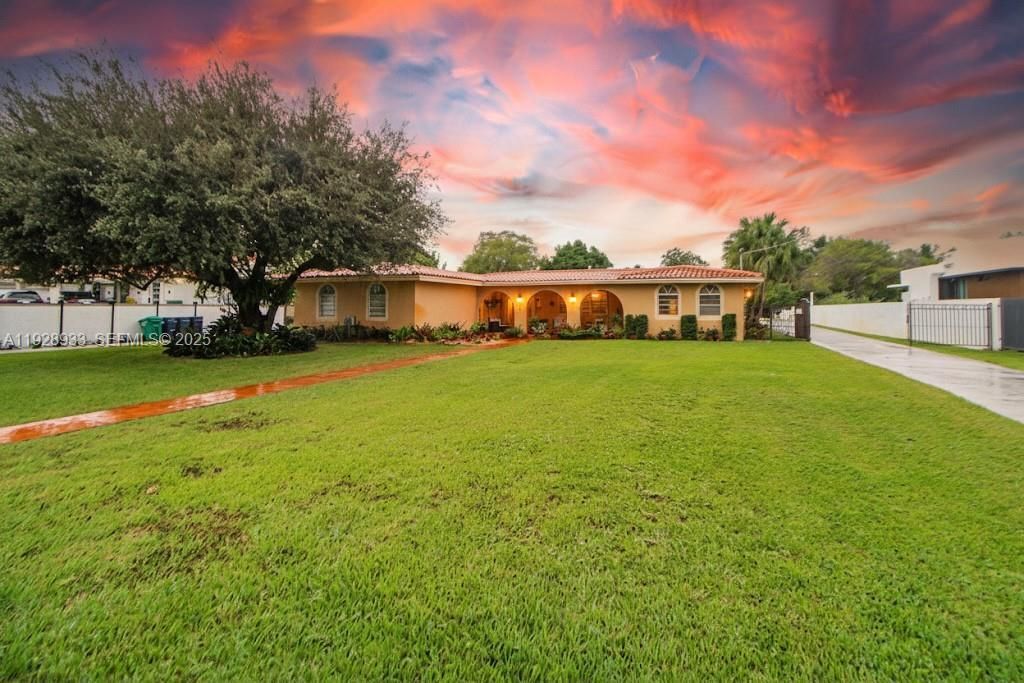 50 SW 130th Ave, Miami, FL 33184 Photo