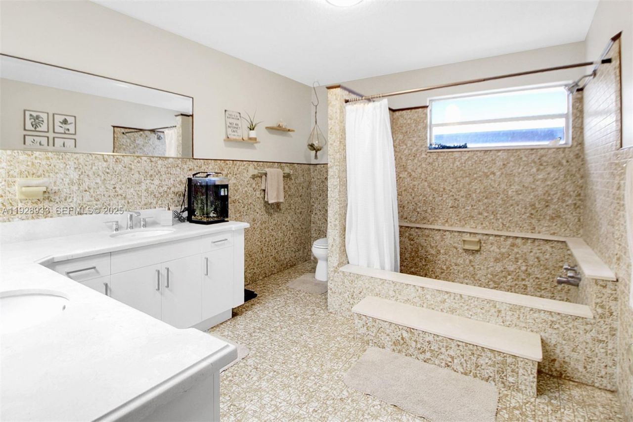 50 SW 130th Ave, Miami, FL 33184 Photo