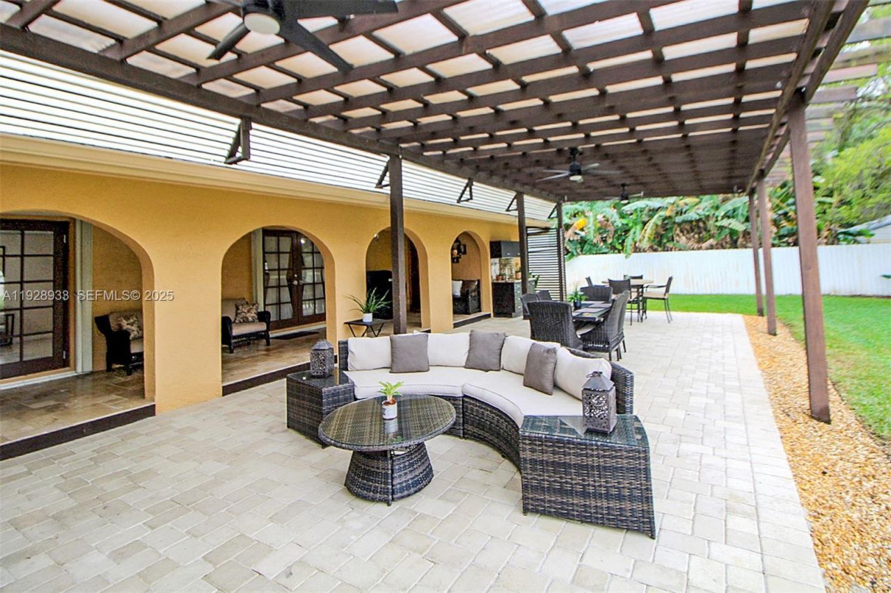 50 SW 130th Ave, Miami, FL 33184 Photo