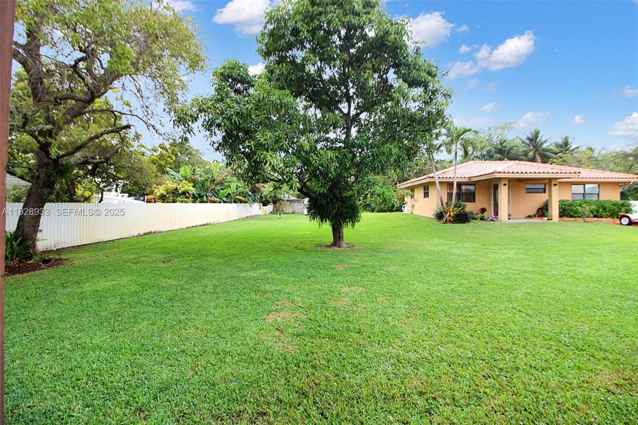 50 SW 130th Ave, Miami, FL 33184 Photo