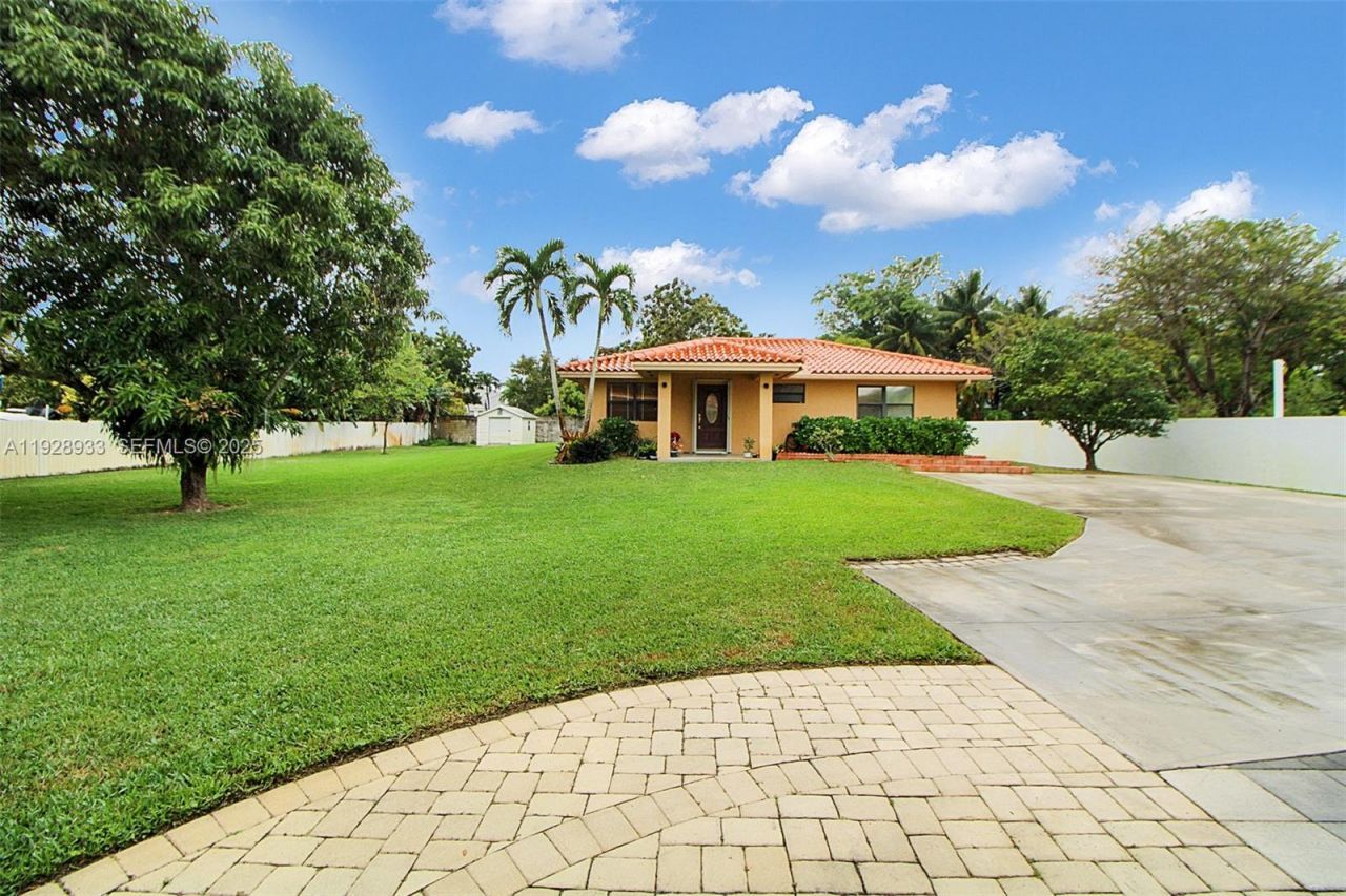 50 SW 130th Ave, Miami, FL 33184 Photo