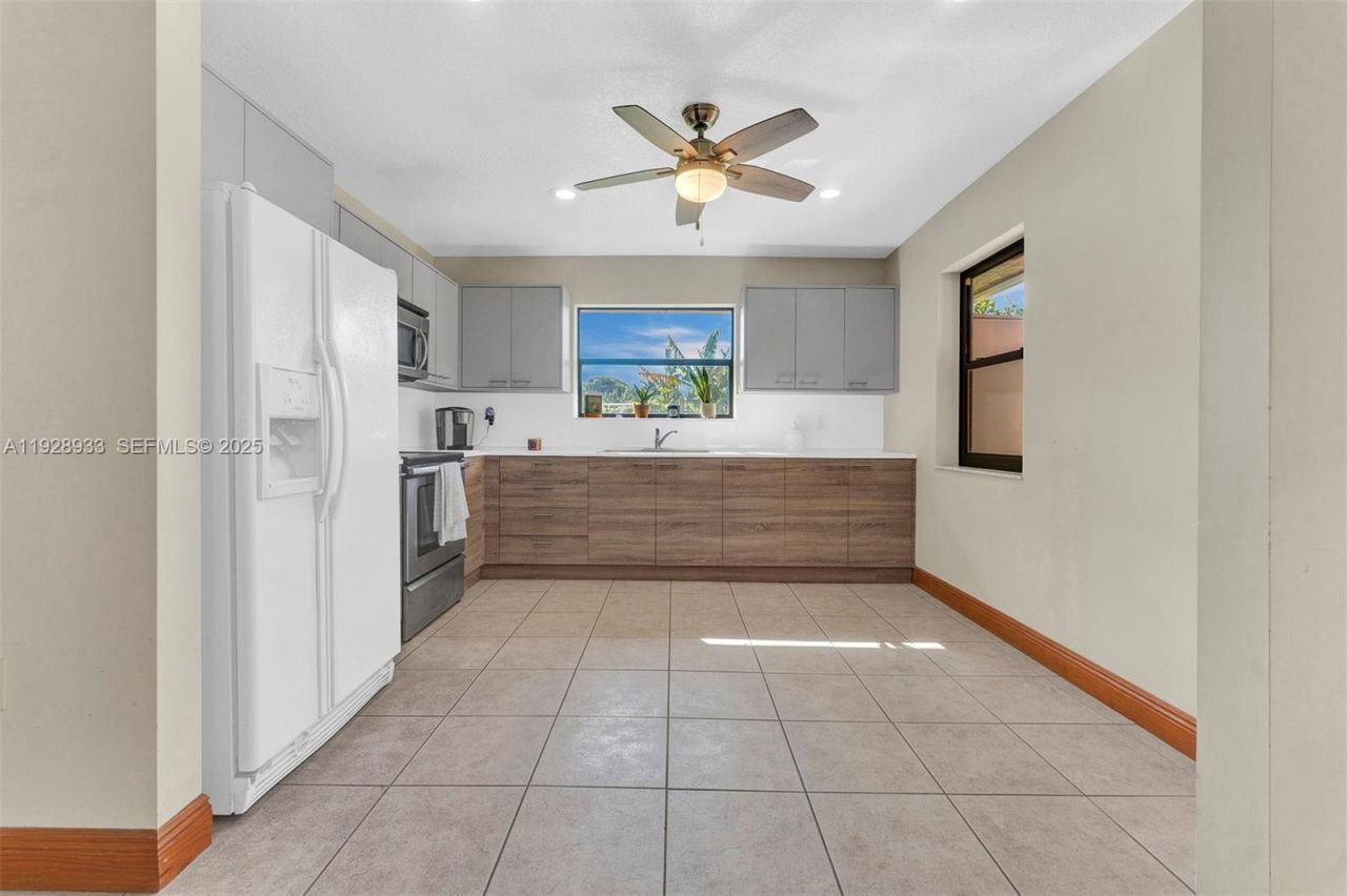 50 SW 130th Ave, Miami, FL 33184 Photo