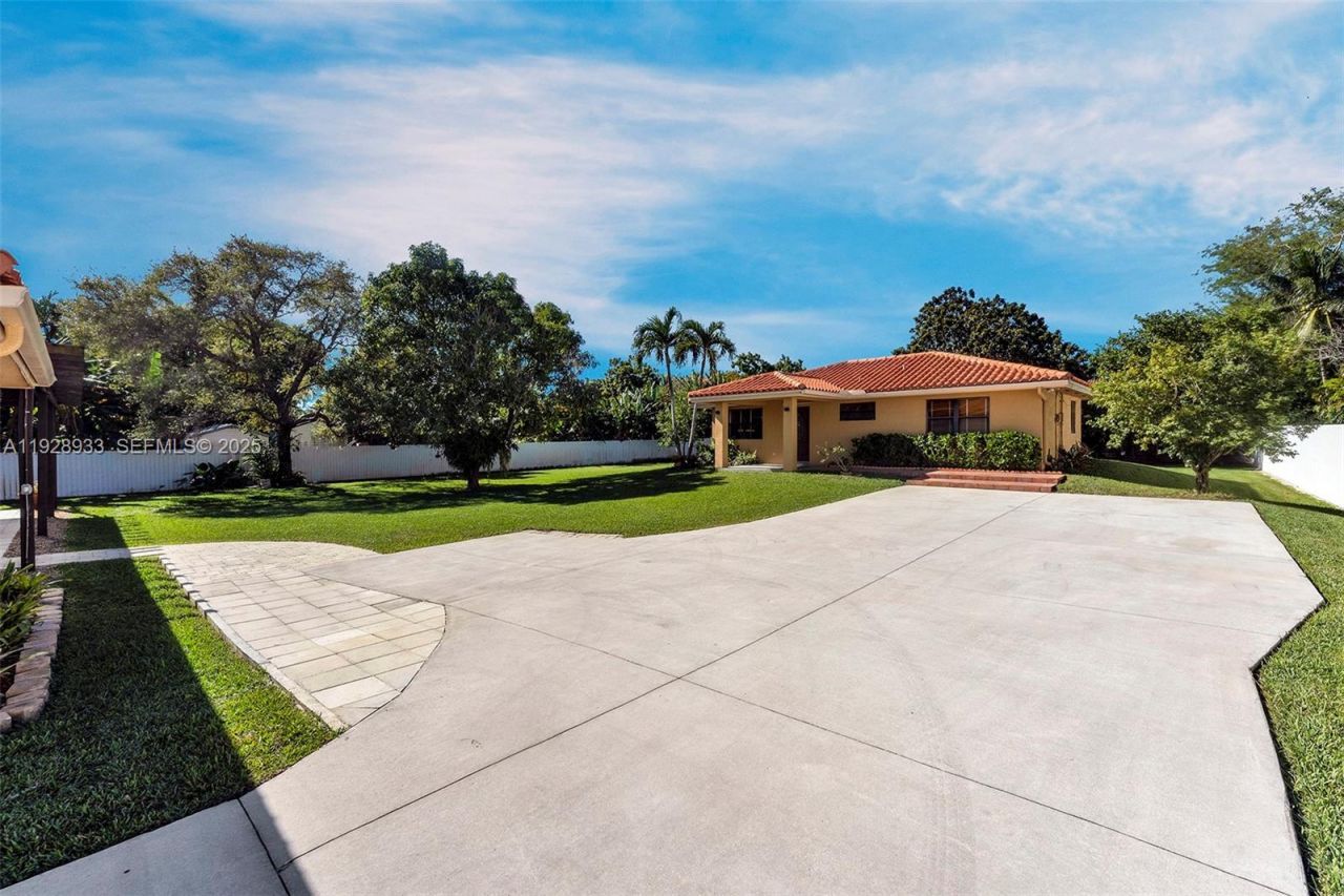 50 SW 130th Ave, Miami, FL 33184 Photo