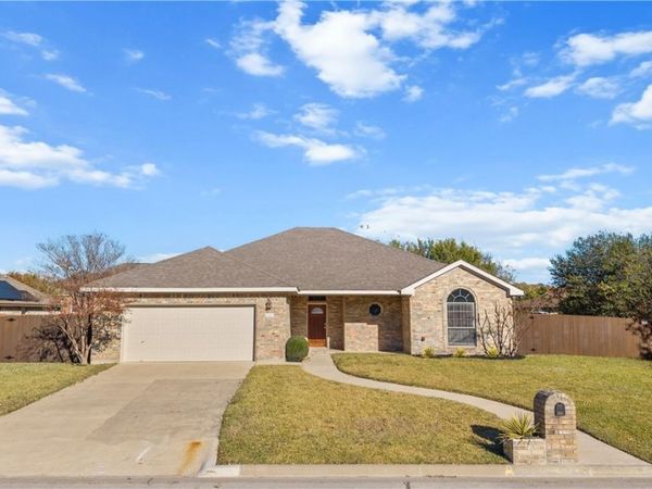 2121 Grizzly Trail, Harker Heights, TX 76548