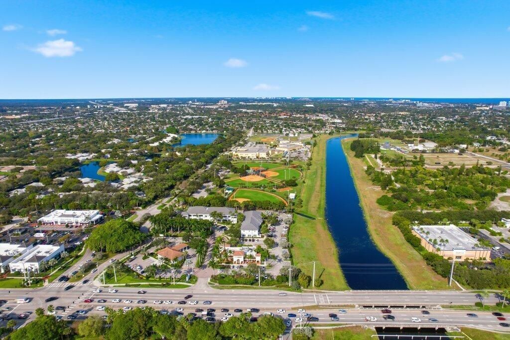 3307 Northlake Boulevard, Unit 107, Palm Beach Gardens, FL 33403 Photo