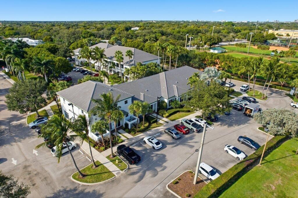 3307 Northlake Boulevard, Unit 107, Palm Beach Gardens, FL 33403 Photo