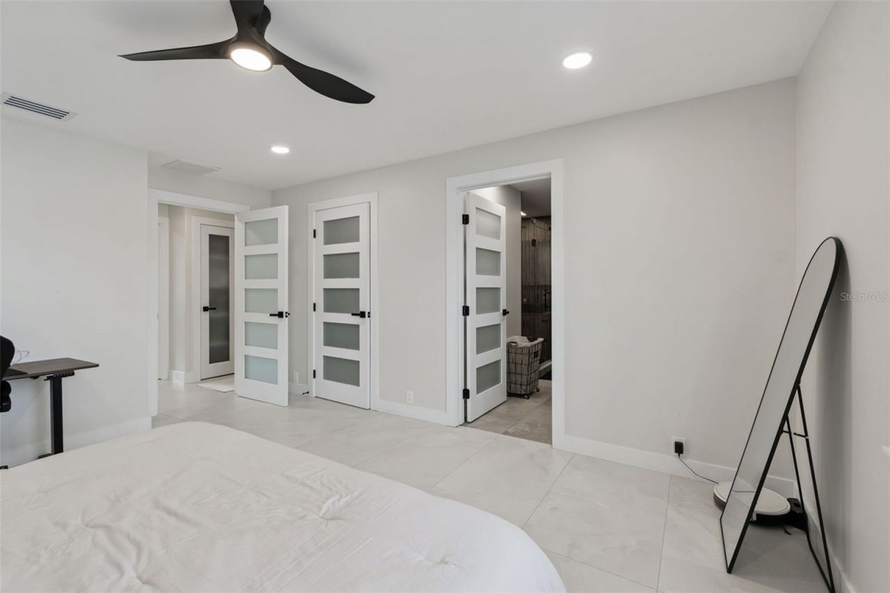 7853 Sundown Drive, Saint Petersburg, FL 33709 Photo