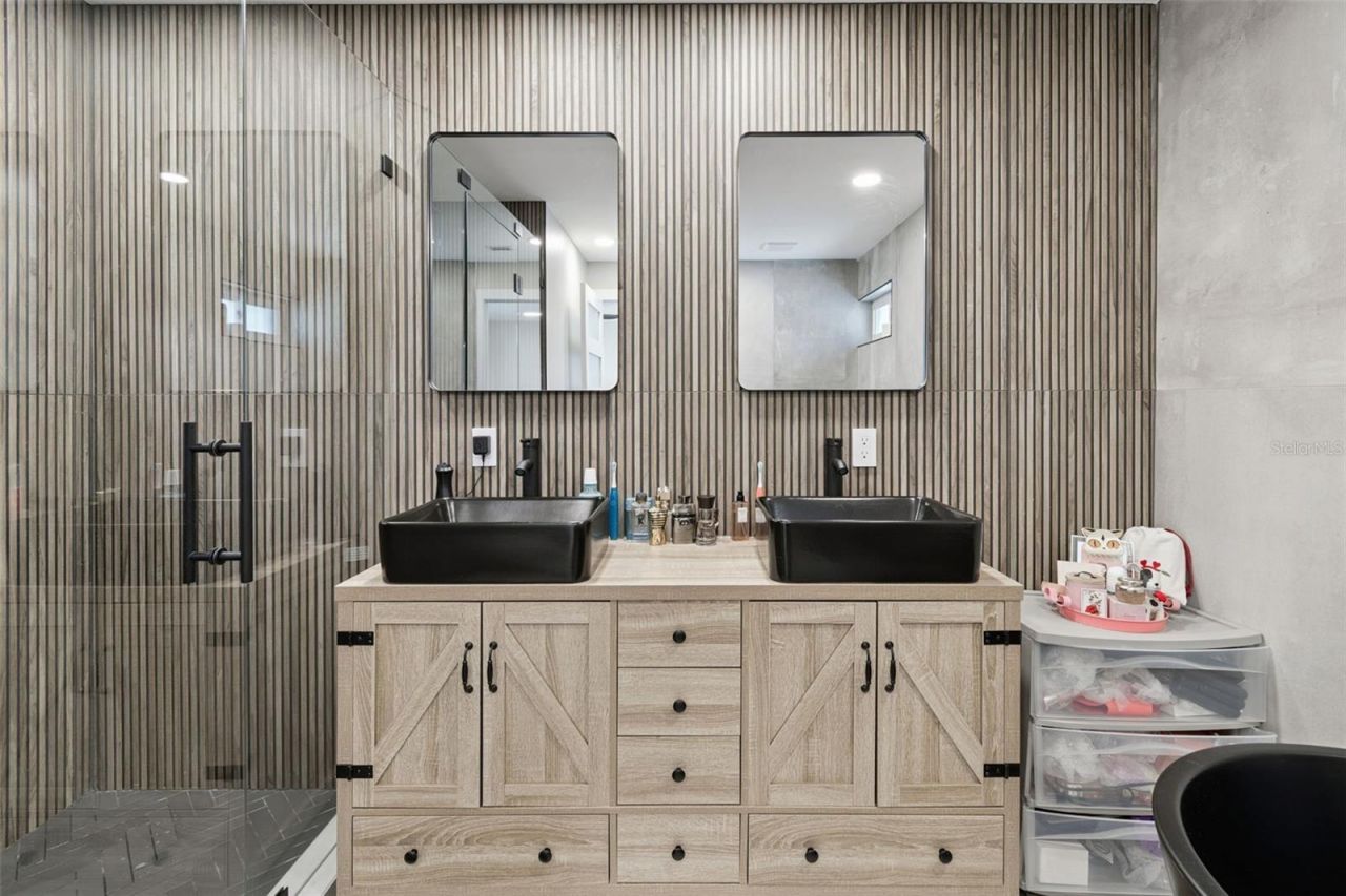 7853 Sundown Drive, Saint Petersburg, FL 33709 Photo