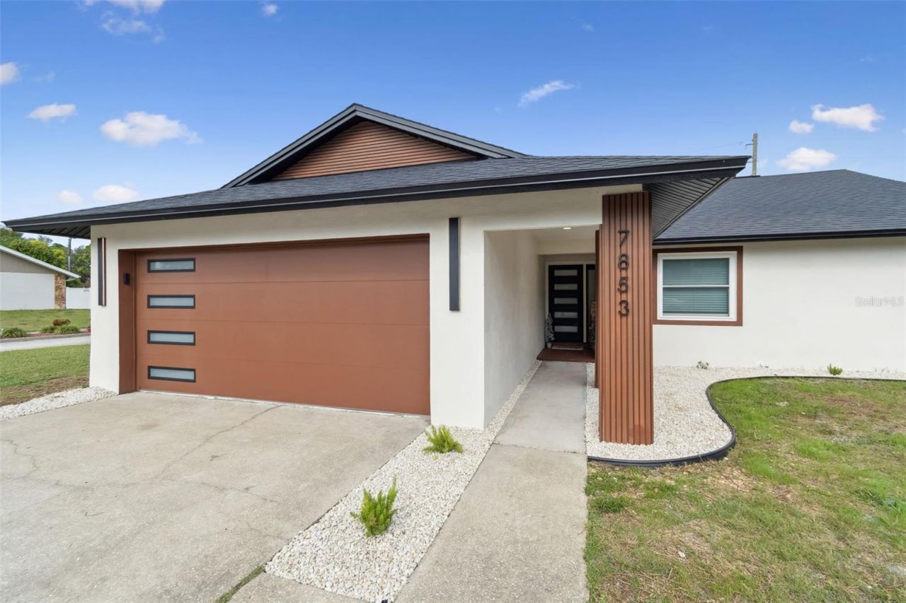 7853 Sundown Drive, Saint Petersburg, FL 33709 Photo