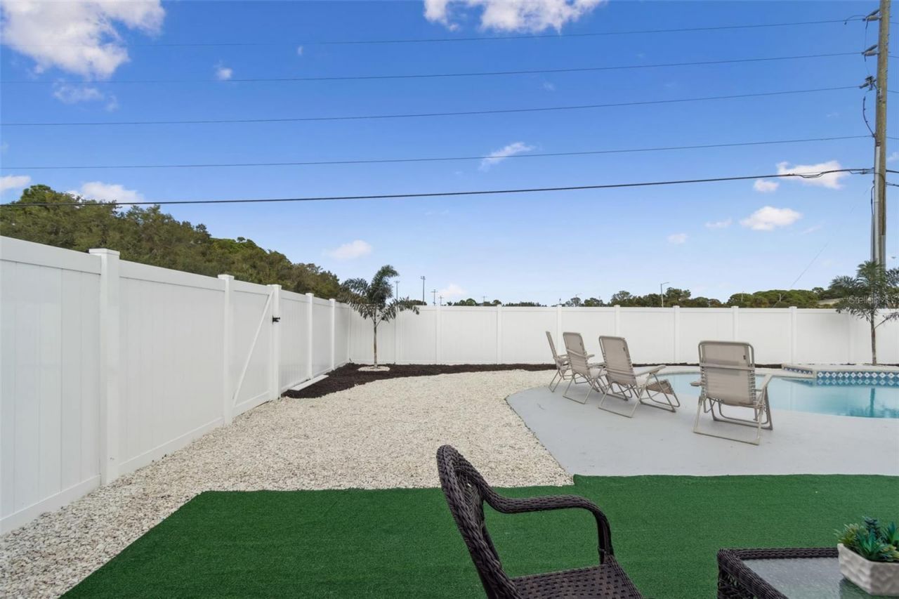 7853 Sundown Drive, Saint Petersburg, FL 33709 Photo