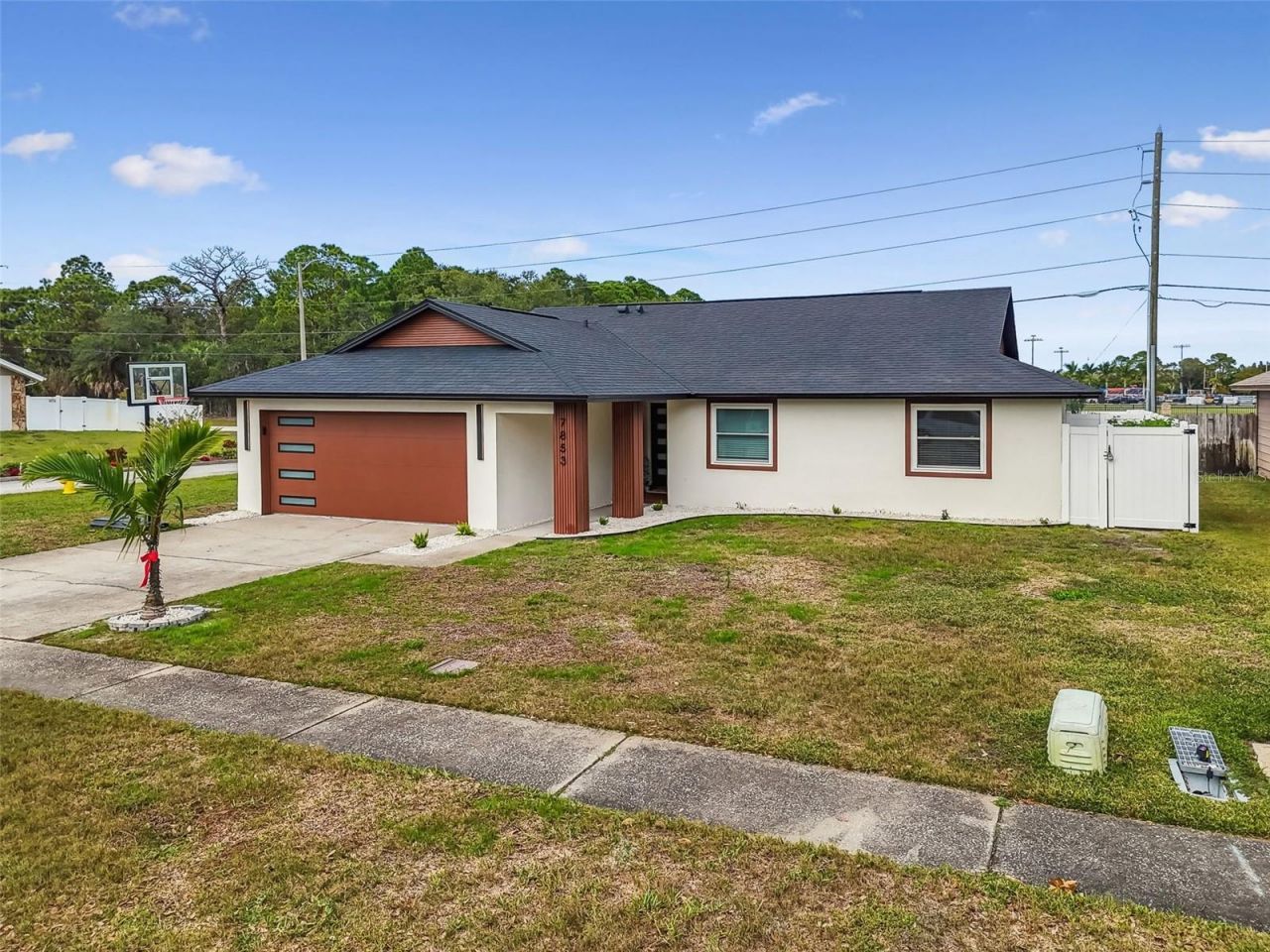 7853 Sundown Drive, Saint Petersburg, FL 33709 Photo