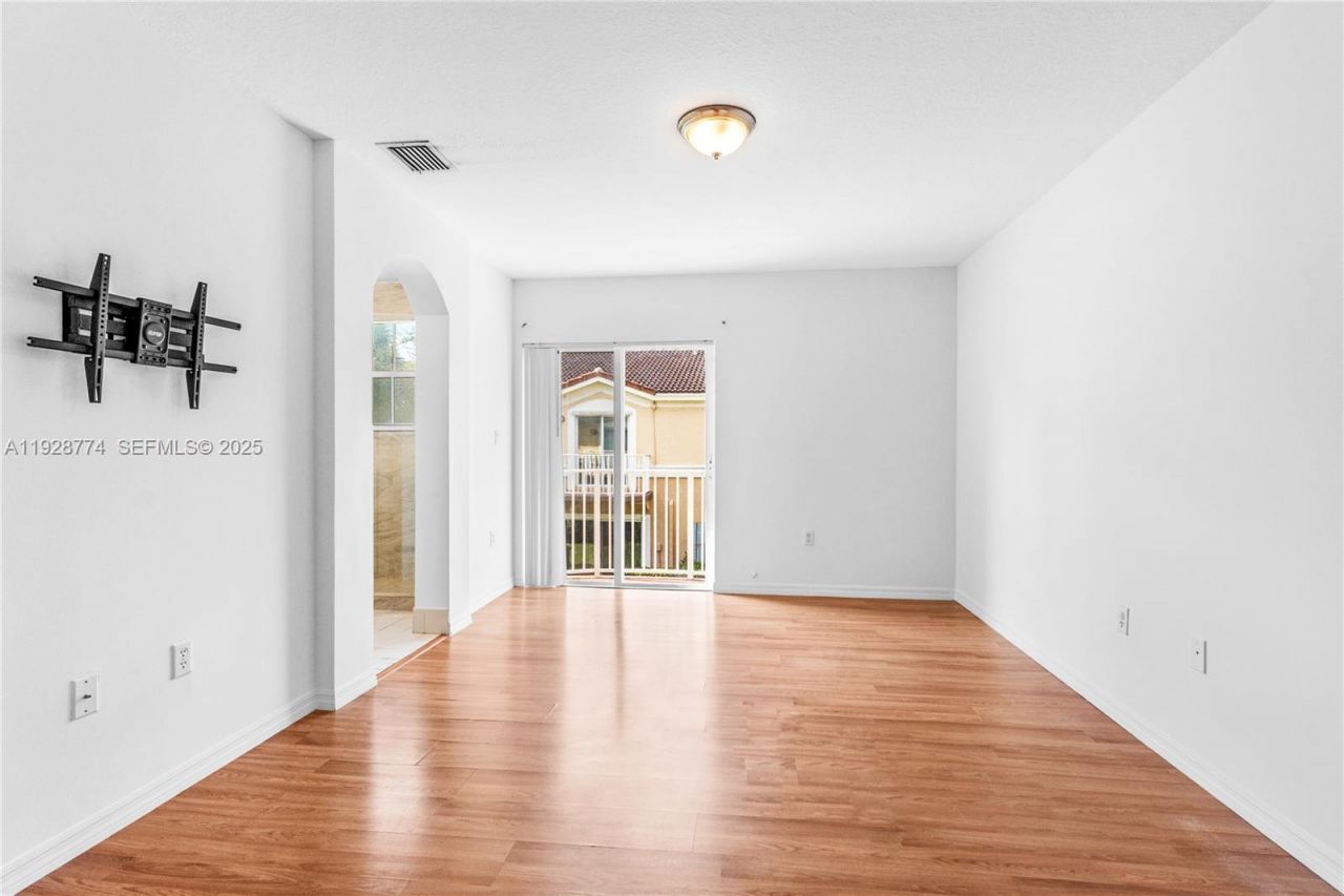 3168 SW 129th Way, Unit 151, Miramar, FL 33027 Photo