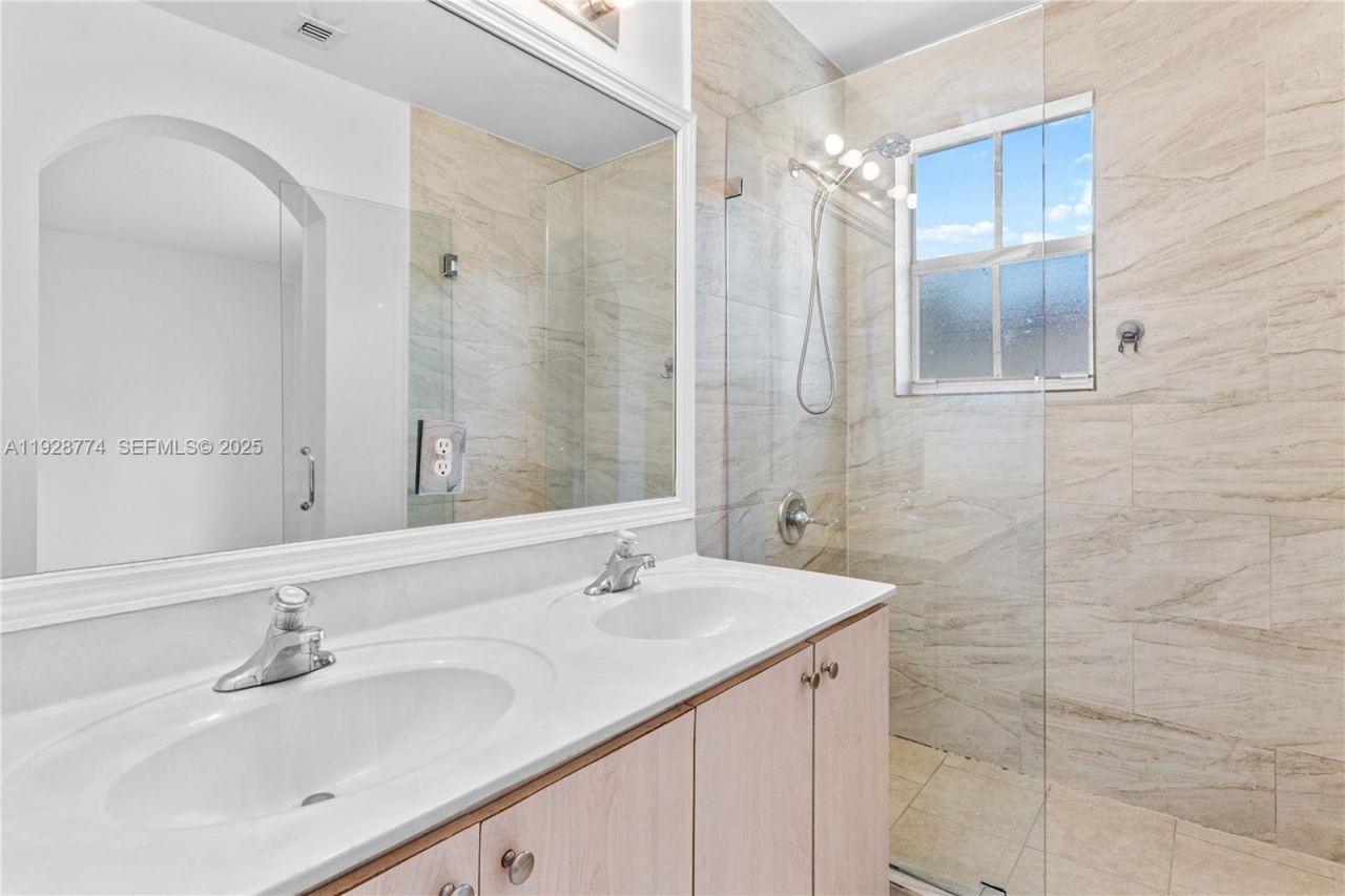 3168 SW 129th Way, Unit 151, Miramar, FL 33027 Photo