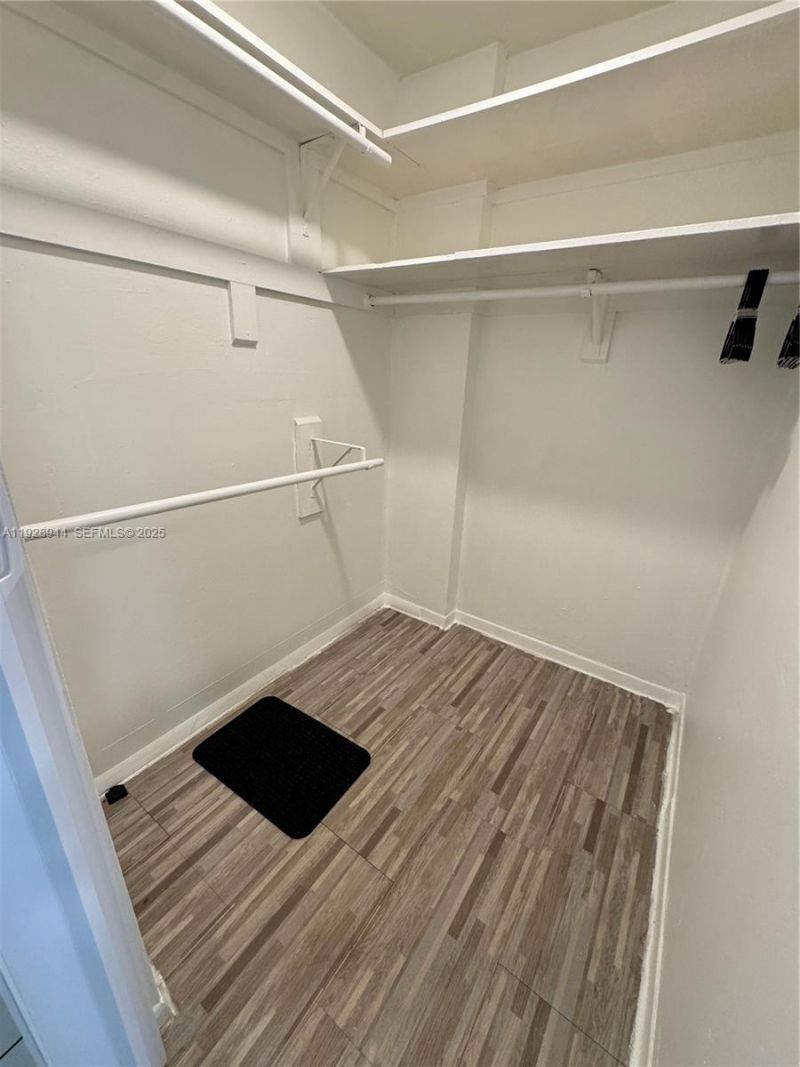 1470 NE 125th Ter, Unit 205, North Miami, FL 33161 Photo