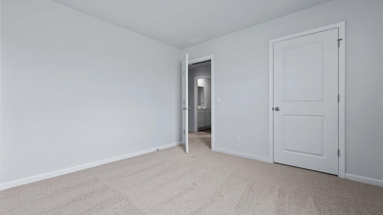 539 Still Heights Lane Photo 32