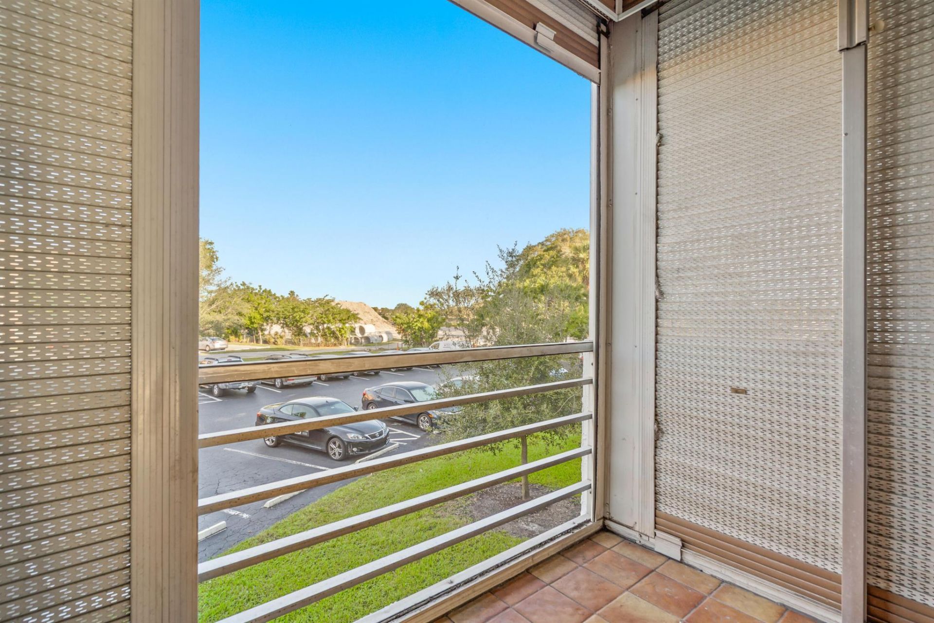 3000 Sunrise Lakes Drive E, Unit 204, Sunrise, FL 33322 Photo