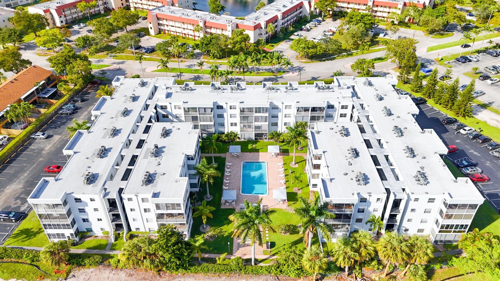 3000 Sunrise Lakes Drive E, Unit 204, Sunrise, FL 33322 Photo