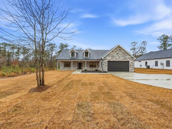 7877 E Highway 19, Loris, SC 29569
