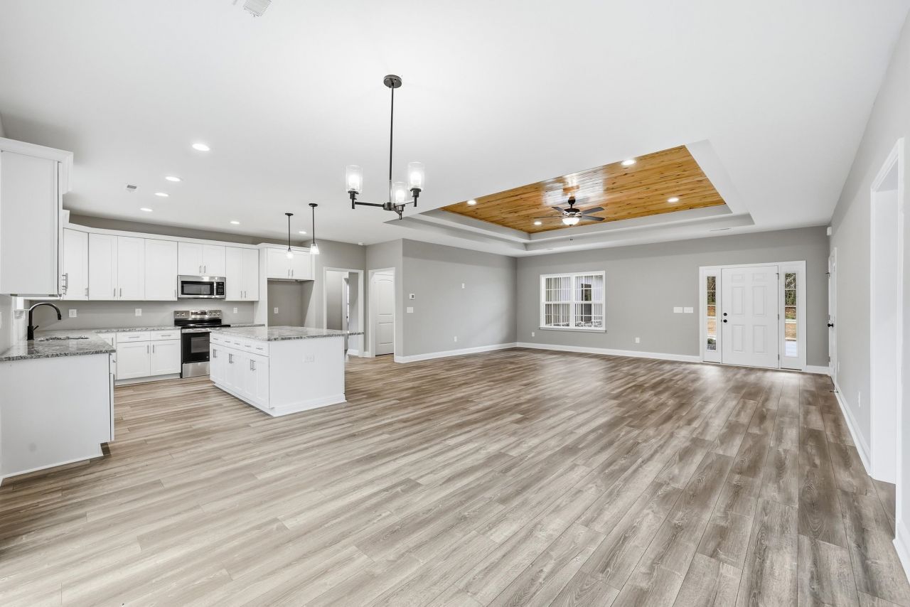 7877 E Highway 19 Photo 11