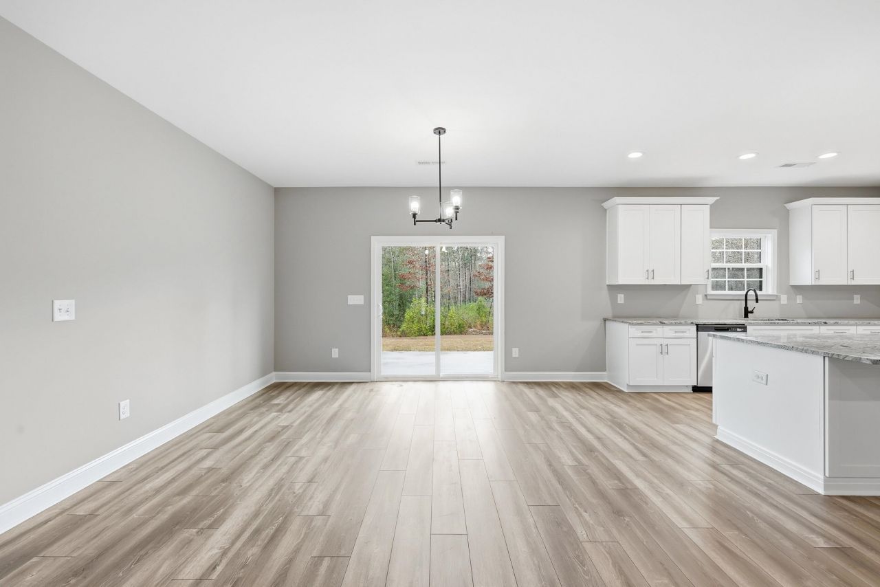 7877 E Highway 19 Photo 12