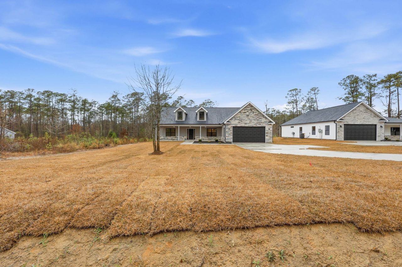 7877 E Highway 19 Photo 2