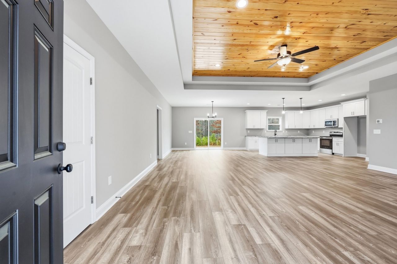 7877 E Highway 19 Photo 7