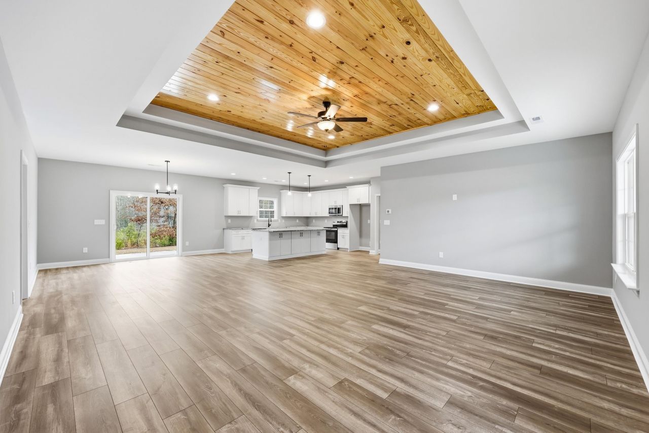 7877 E Highway 19 Photo 8