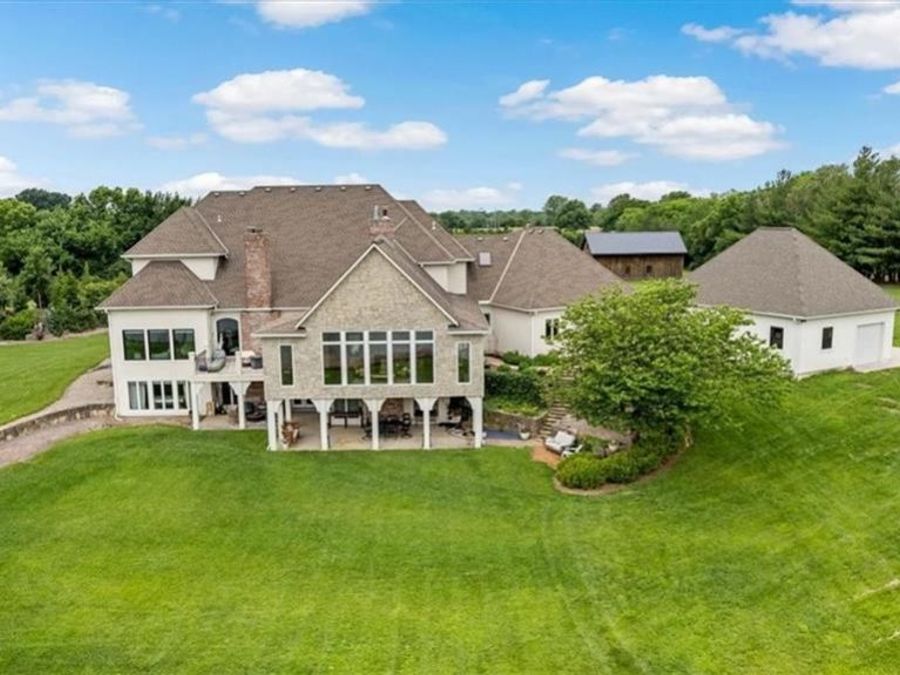 Property Image 4