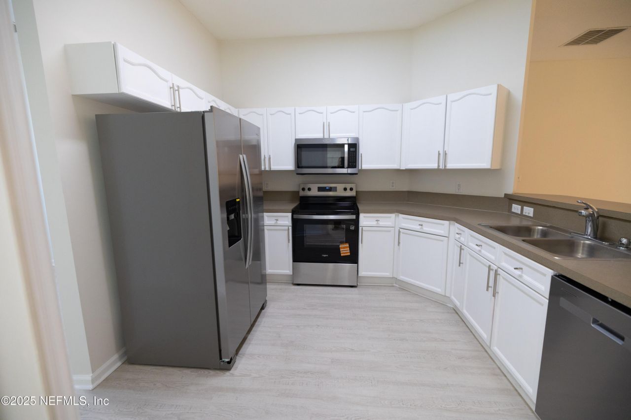 706 Bonaparte Drive, Jacksonville, FL 32218 Photo