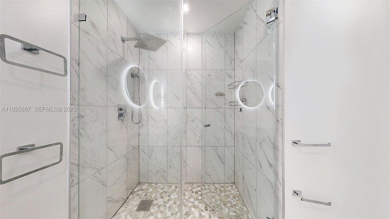 8212 NW 8th Pl, Unit 2, Plantation, FL 33324 Photo