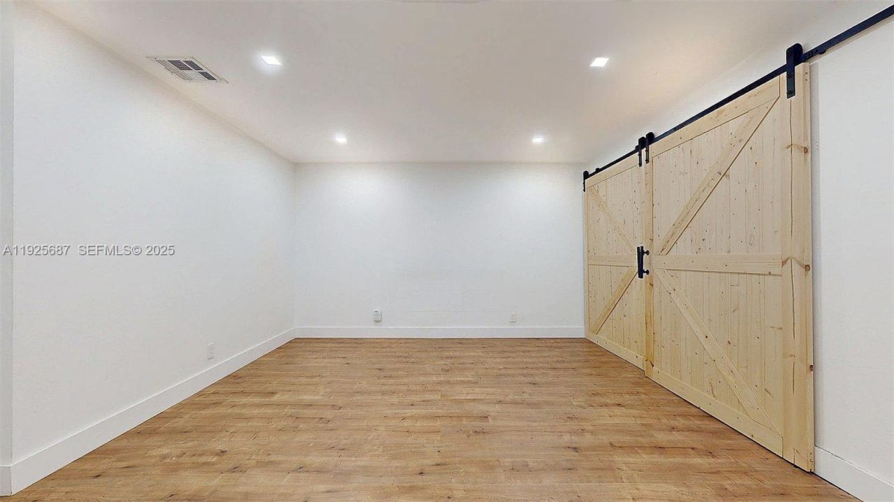 8212 NW 8th Pl, Unit 2, Plantation, FL 33324 Photo