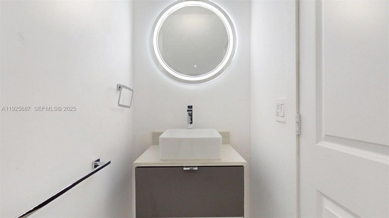 8212 NW 8th Pl, Unit 2, Plantation, FL 33324 Photo