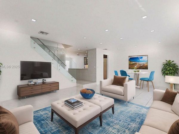 8212 NW 8th Pl, Unit 2, Plantation, FL 33324