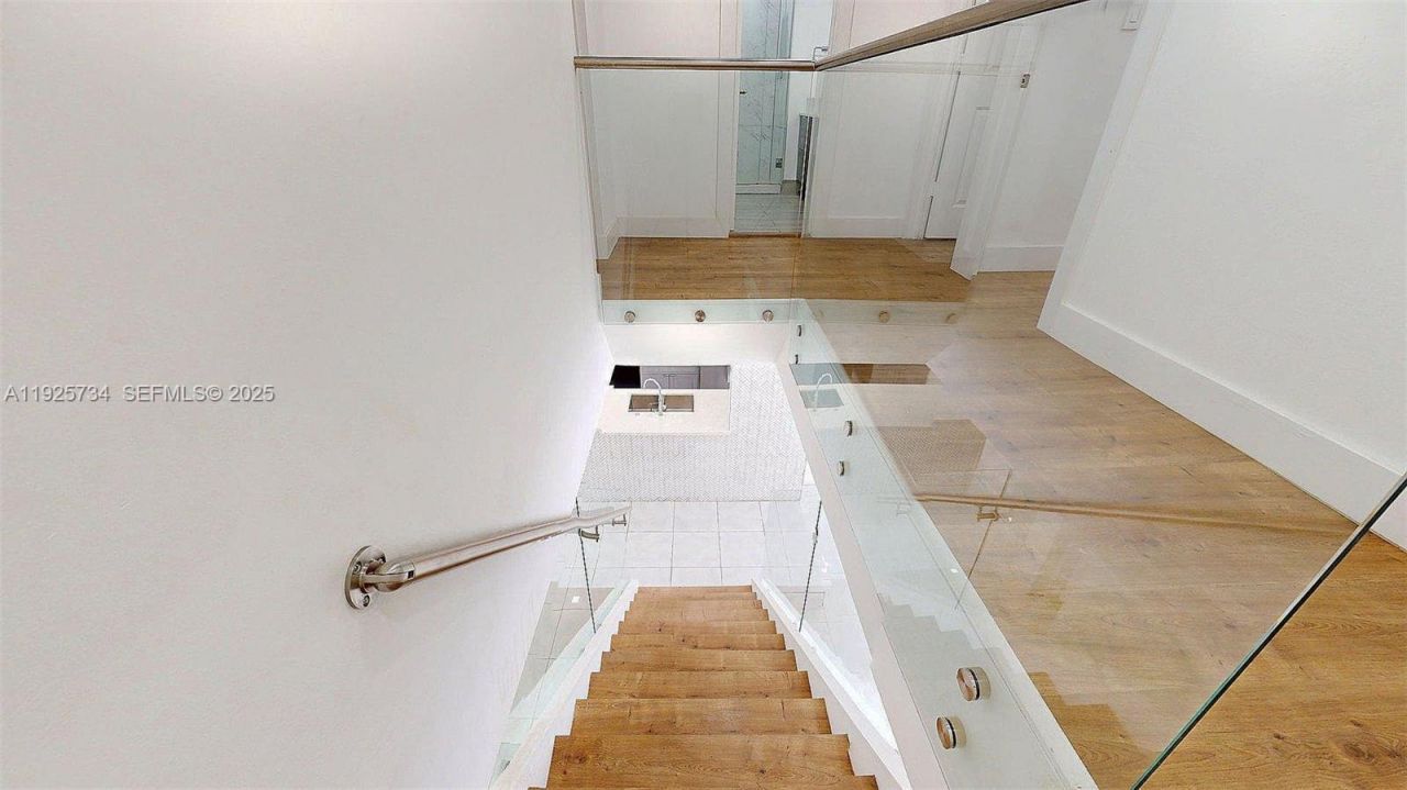 8212 NW 8th Pl, Unit 2, Plantation, FL 33324 Photo