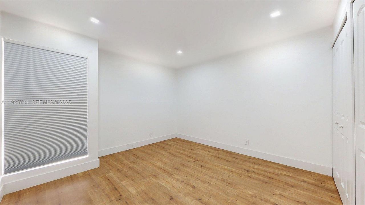 8212 NW 8th Pl, Unit 2, Plantation, FL 33324 Photo