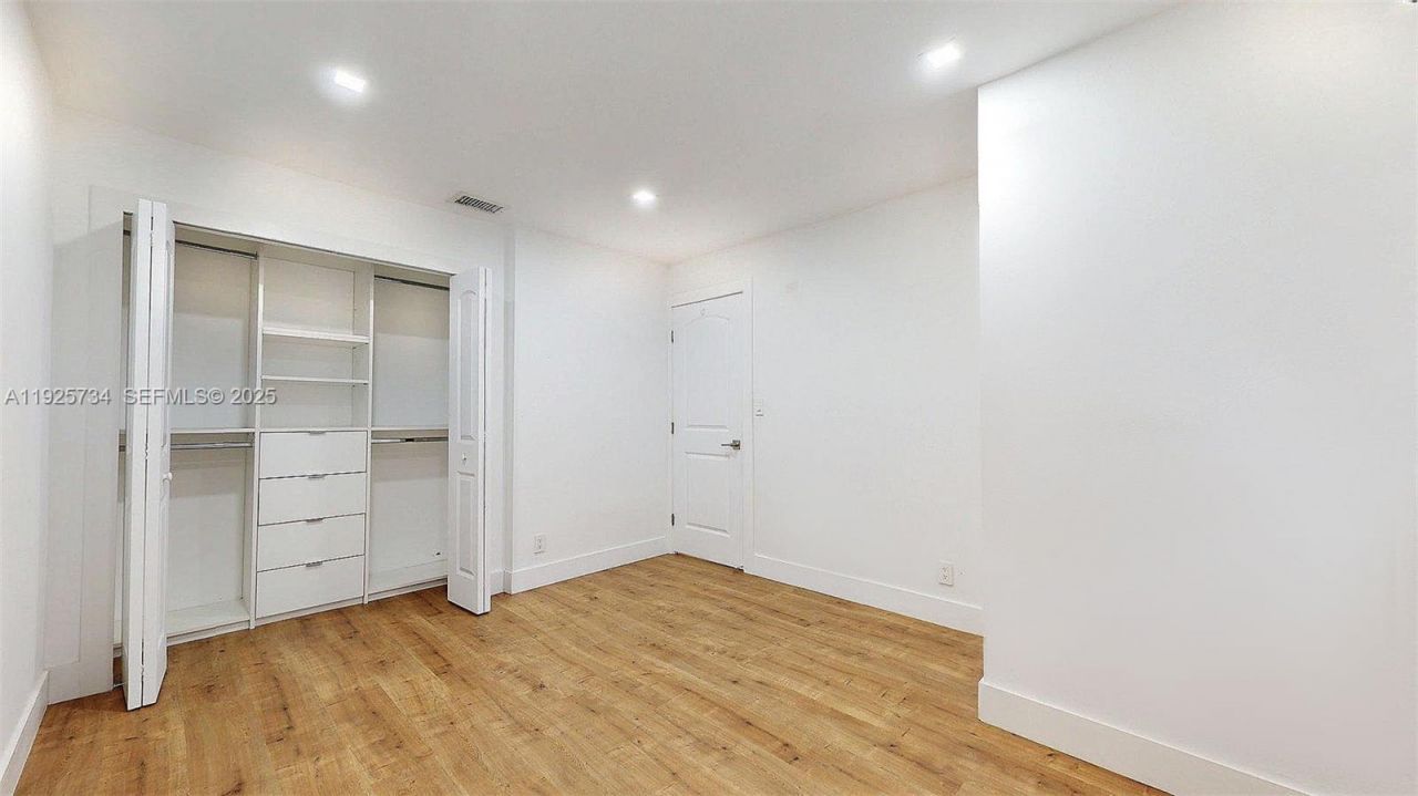 8212 NW 8th Pl, Unit 2, Plantation, FL 33324 Photo