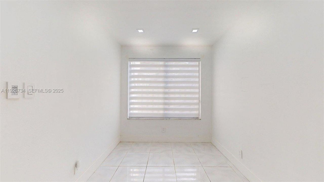 8212 NW 8th Pl, Unit 2, Plantation, FL 33324 Photo