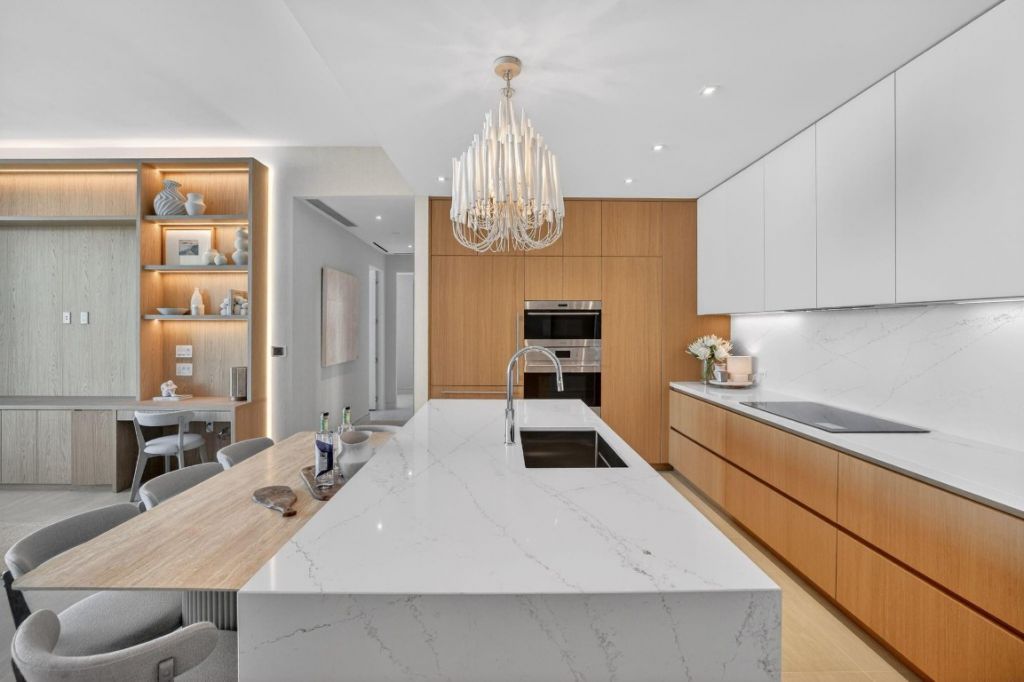 2311 SE 17th Street, Unit 204, Fort Lauderdale, FL 33316 Photo