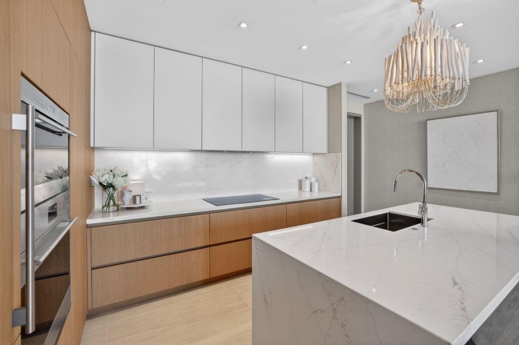 2311 SE 17th Street, Unit 204, Fort Lauderdale, FL 33316 Photo