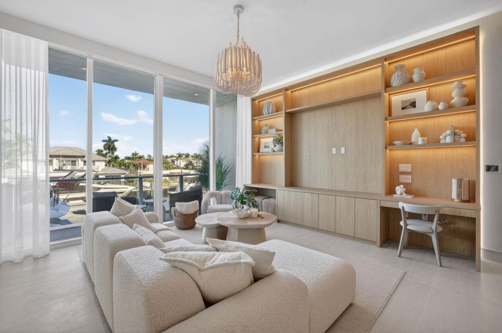 2311 SE 17th Street, Unit 204, Fort Lauderdale, FL 33316 Photo