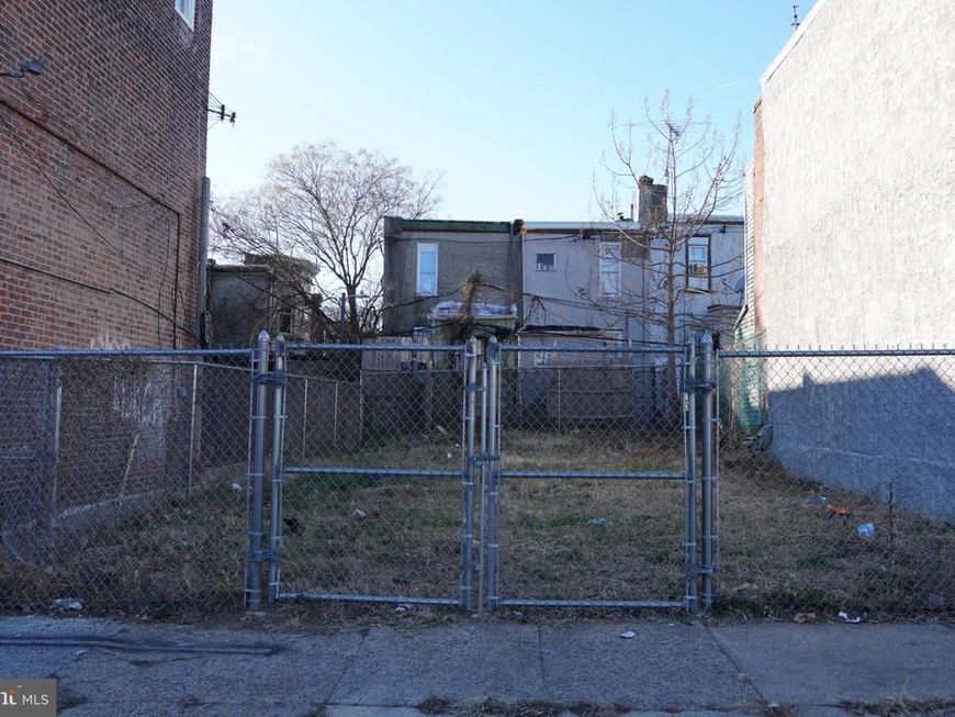 3310 12 I Street, Philadelphia, PA 19134 Main Photo