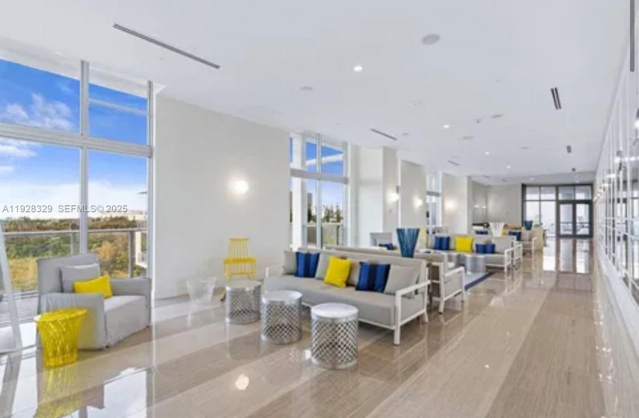 2000 Metropica Way, Unit 1701, Sunrise, FL 33323 Photo