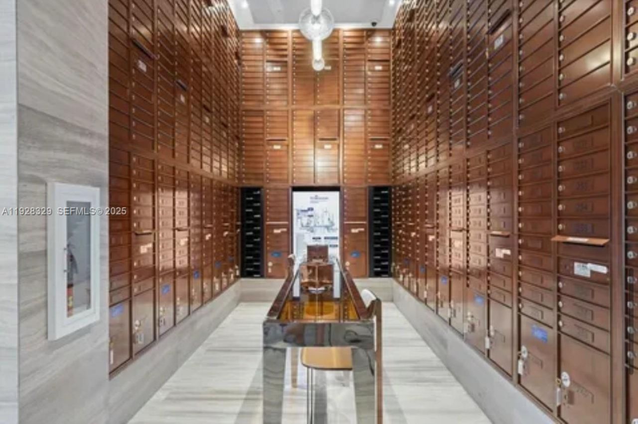 2000 Metropica Way, Unit 1701, Sunrise, FL 33323 Photo