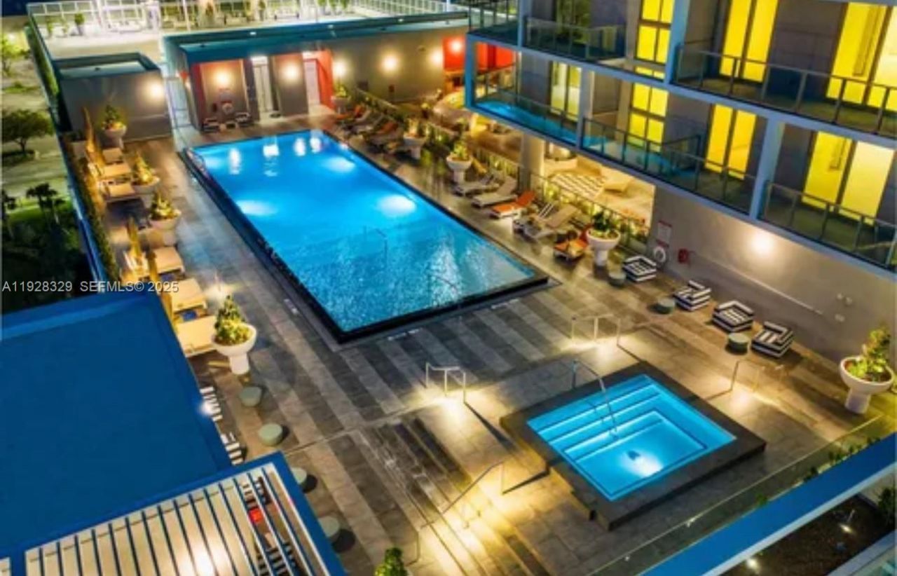 2000 Metropica Way, Unit 1701, Sunrise, FL 33323 Photo