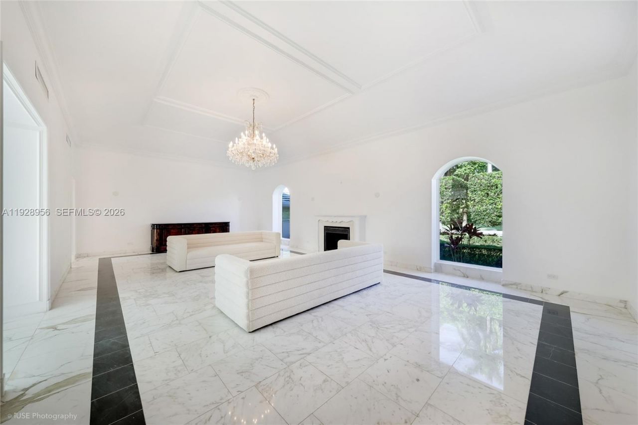 55 La Gorce Cir, Miami Beach, FL 33141 Photo