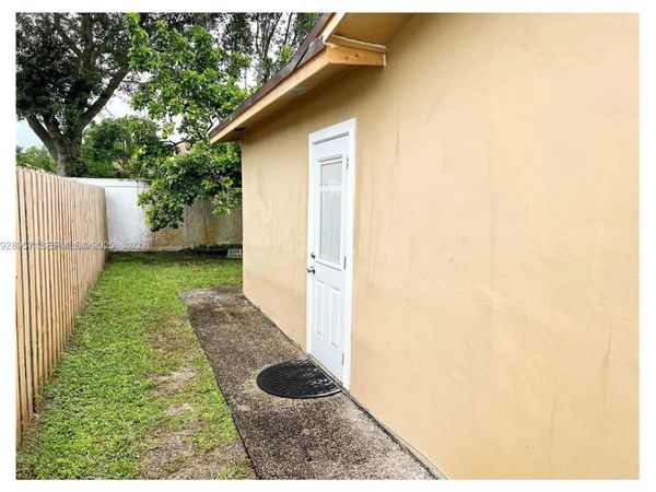 2449 NW 73rd Ave, Unit 2449, Sunrise, FL 33313